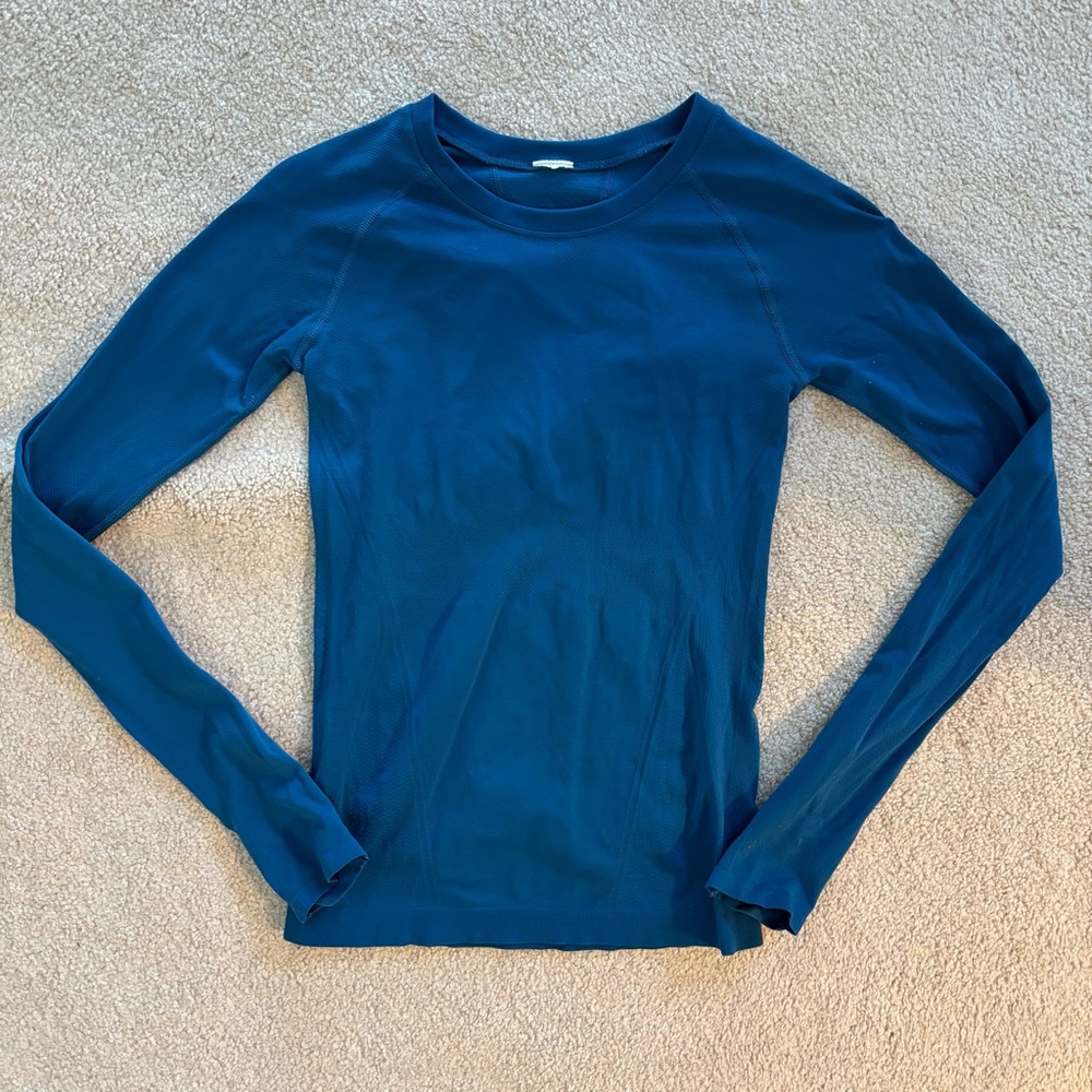 Athleta Fitted Long Sleeve - Size XS